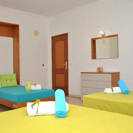 Villa In Albufeira Near Sea Beach * Албуфейра