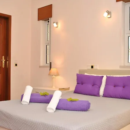 Villa In Albufeira Near Sea Beach Вилла
