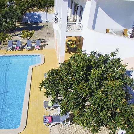 Вилла Villa In Albufeira Near Sea Beach Албуфейра